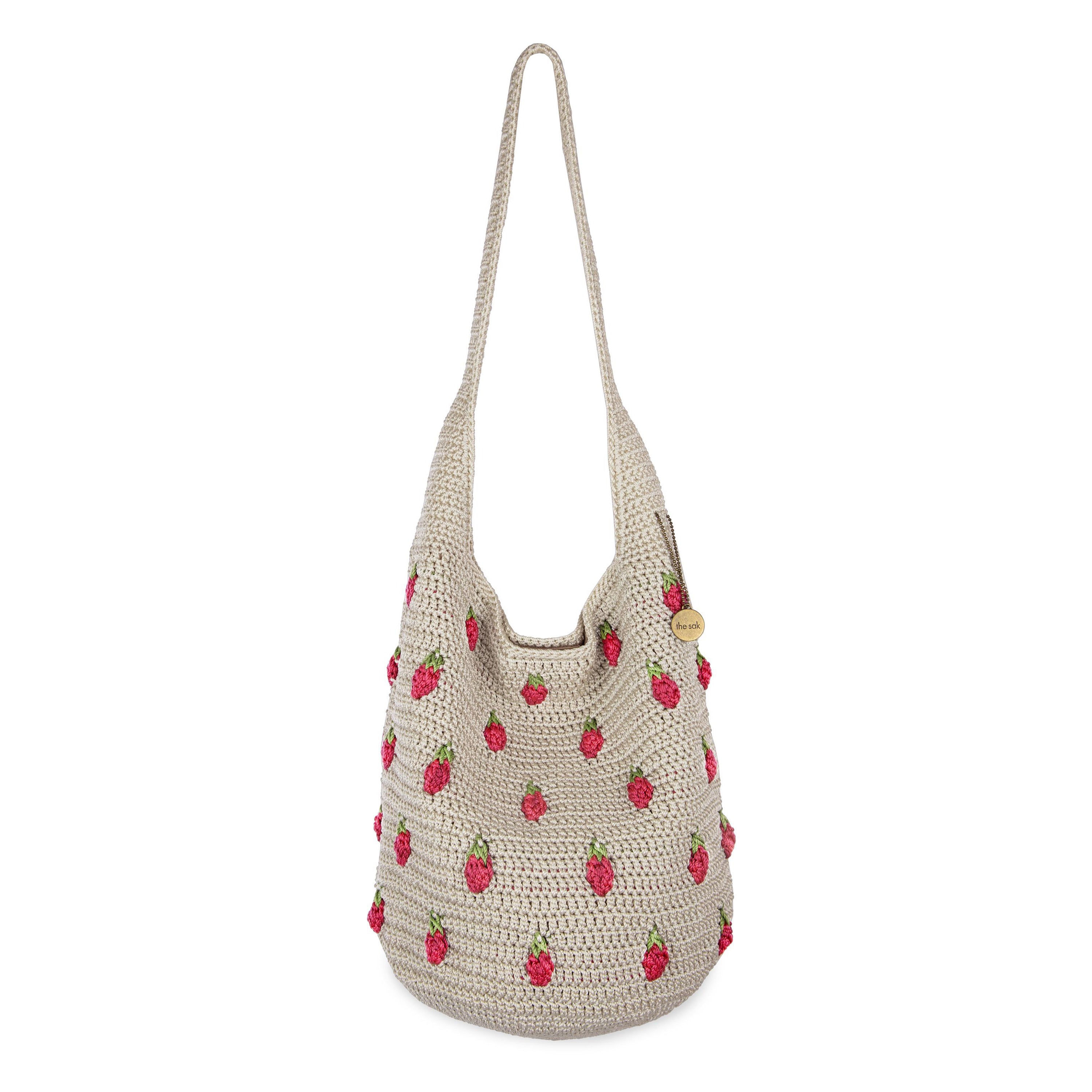 120 Hobo - Hand Crochet - Natural Strawberries